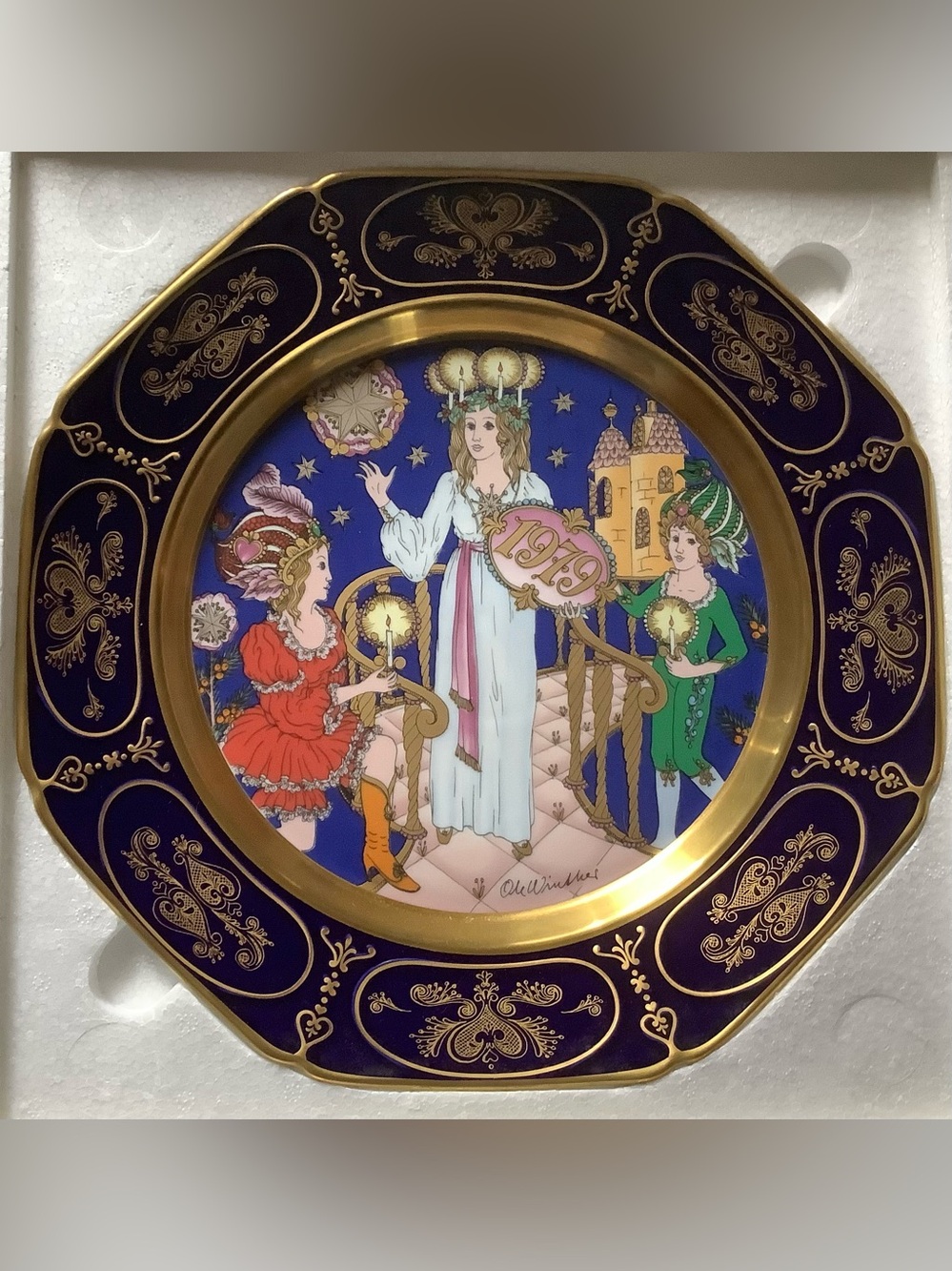 New Hutschenreuther  Weihnachts-Teller  Christmas Plate 1979 12’’ Excellent